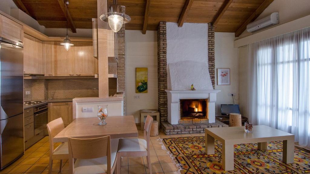 Kaminos Resort Límni Cameră foto